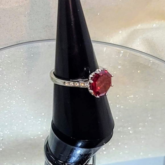 NEW Lustro Stella's Octillion Cut Swarovski Finest Zirconia in Sterling Silver - Picture 7 of 13